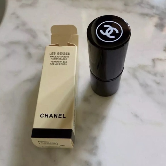 Chanel Les Beiges Retractable Kabuki Brush NEW - Picture 2 of 6
